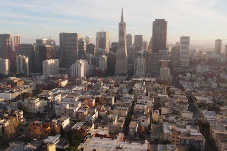 De skyline van SF vanuit Coit tower